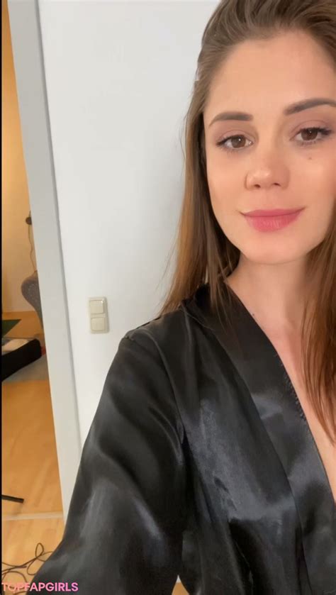 little caprice leak|Little Caprice Onlyfans